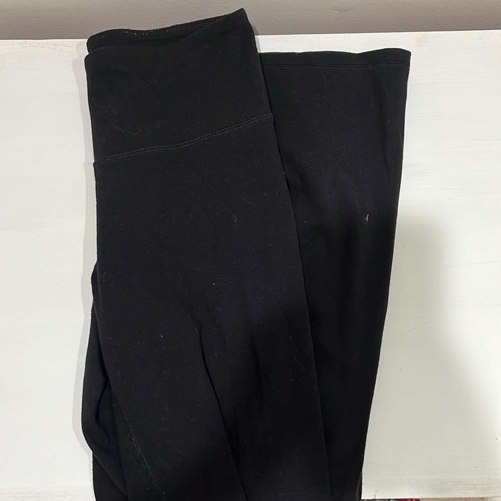 Black flared yoga pants
